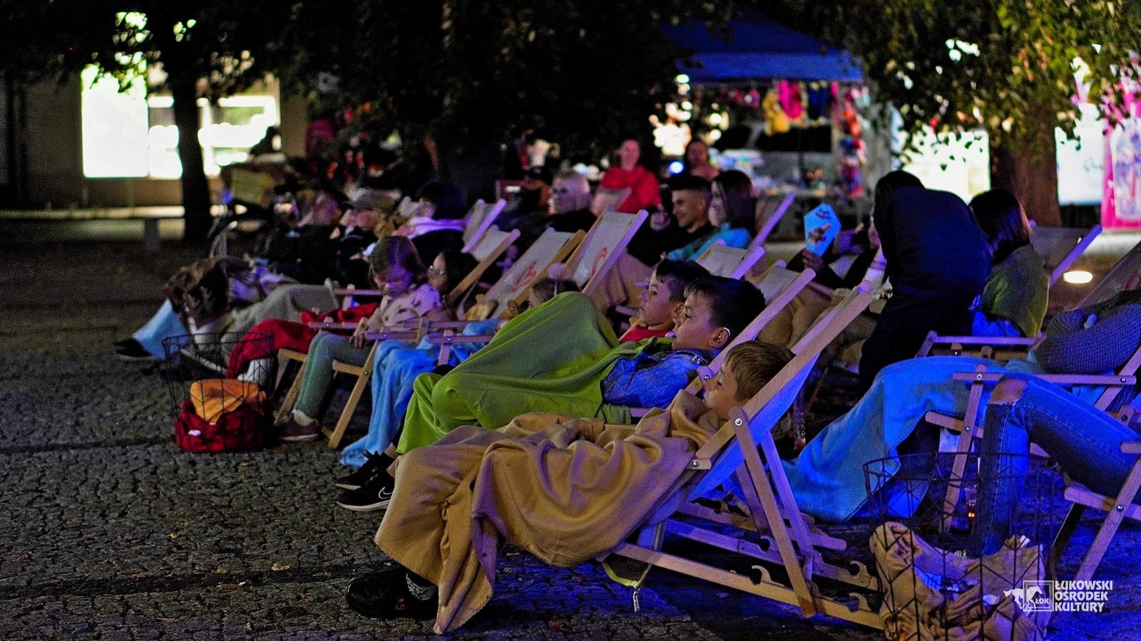 Alternatywne kino i foodtrucki w centrum Łukowa